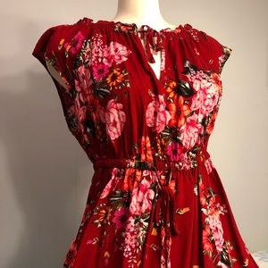 Torrid: Red Floral dress w/stretch waist, size 0